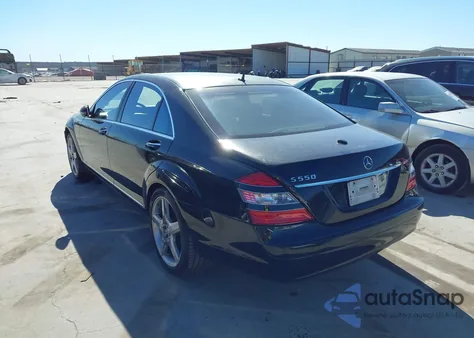 2007 Mercedes-Benz S 550 z USA, uszkodzony, nr VIN WDDNG71X47A075719